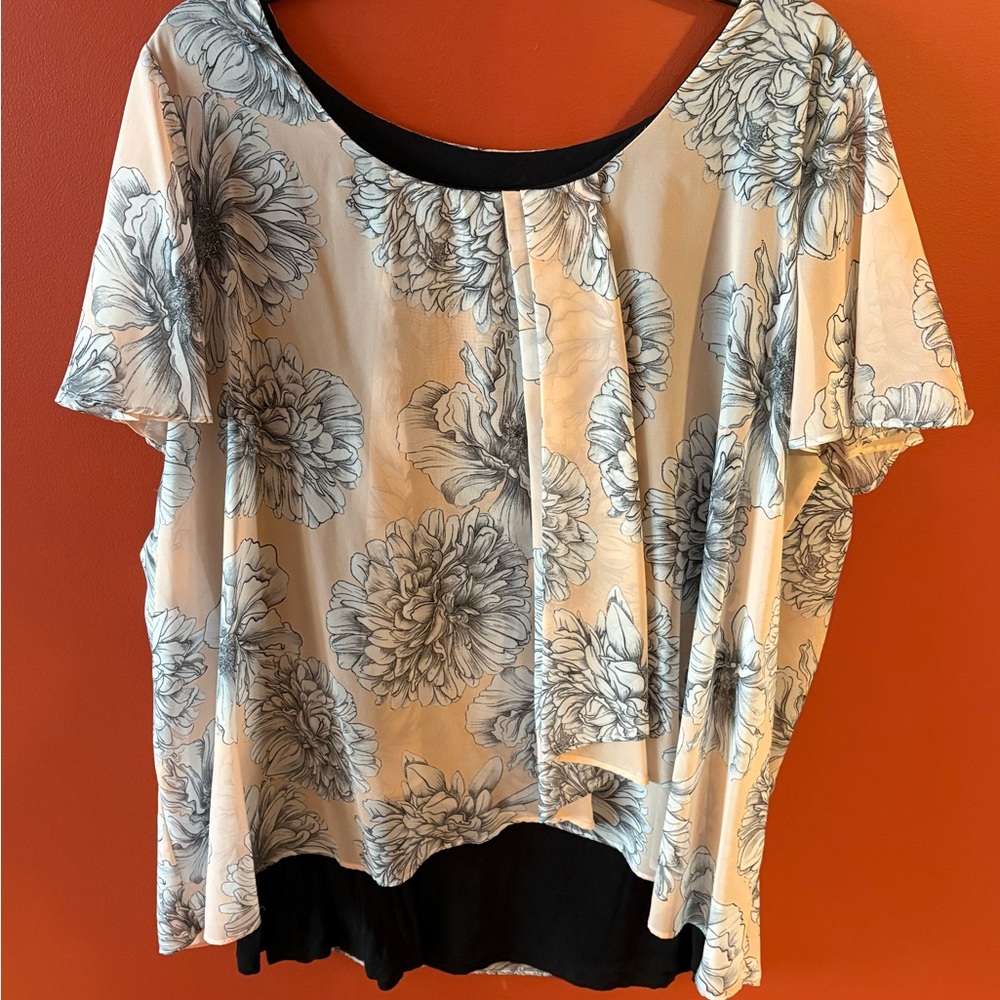 AB Studio Black and White Floral Blouse